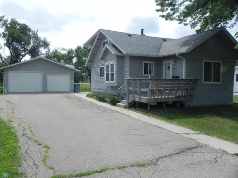 304 Main St, Harwood, ND 58042