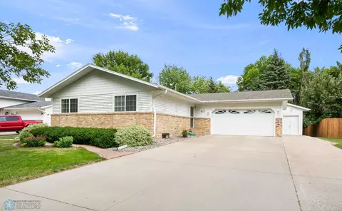 413 7 St E, West Fargo, ND 58078