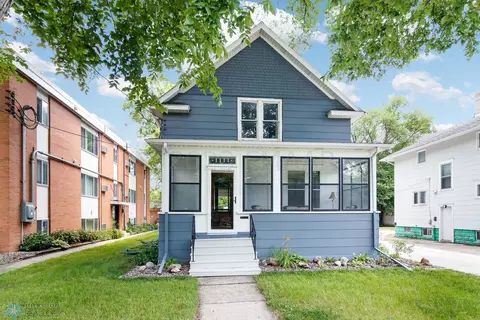 1111 10 St N, Fargo, ND 58102
