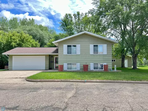 180 Secarse Dr, Valley City, ND 58072
