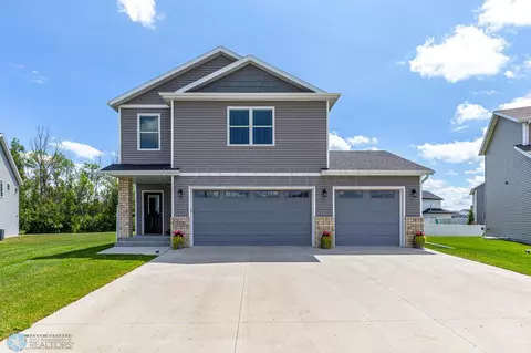 773 Albert Dr W, West Fargo, ND 58078
