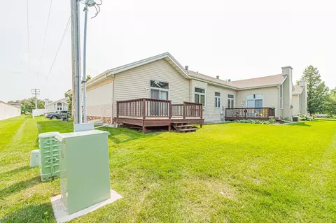 1146 Eagle Park Dr S, Fargo, ND 58104 photo 40