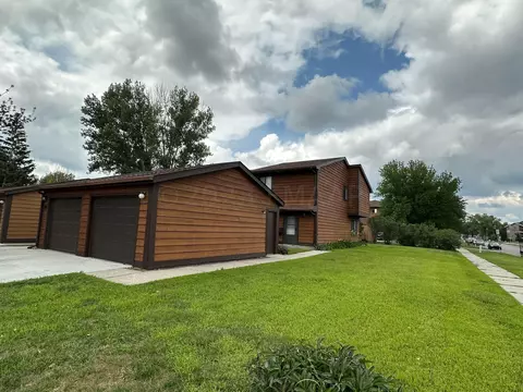 2001 Park Blvd S, Fargo, ND 58103