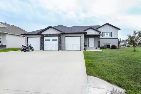 217 6th Ave W, Sabin, MN 56580