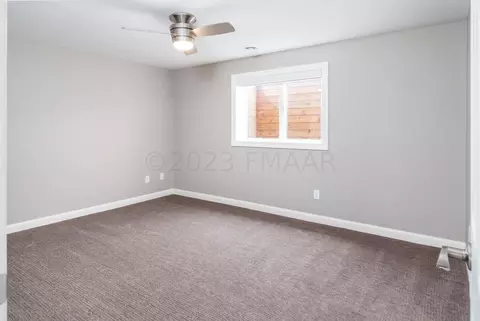 524 Sunset Dr, Oxbow, ND 58047 photo 42