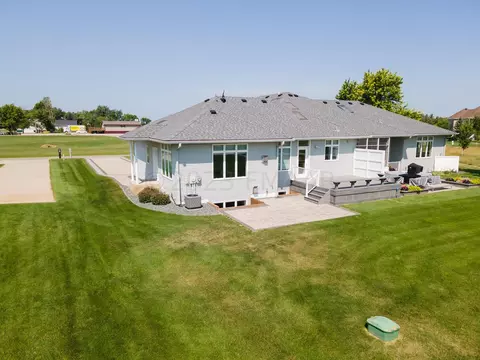 524 Sunset Dr, Oxbow, ND 58047 photo 56
