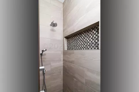 524 Sunset Dr, Oxbow, ND 58047 photo 37