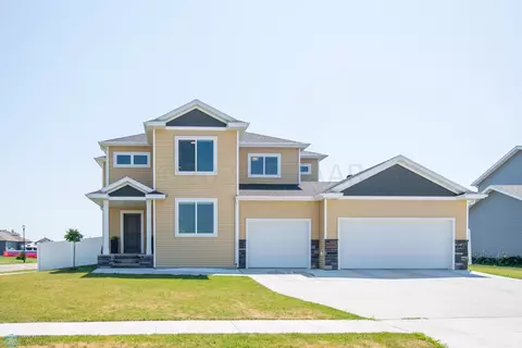 3606 Cordova Loop S, Fargo, ND 58104