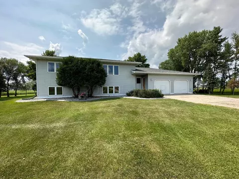 6571 150 St S, Glyndon, MN 56547