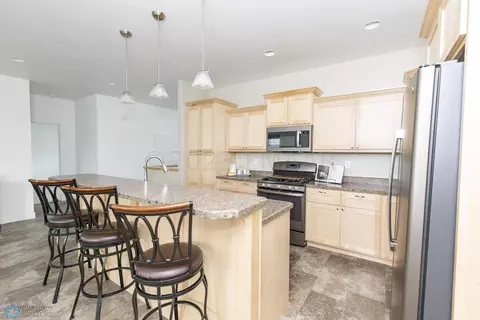 664 Hampton Dr E, Moorhead, MN 56560 photo 13