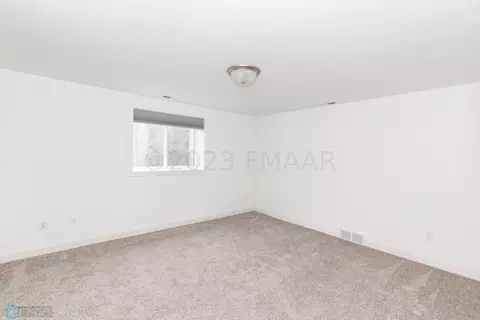 664 Hampton Dr E, Moorhead, MN 56560 photo 42