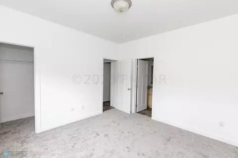 664 Hampton Dr E, Moorhead, MN 56560 photo 31