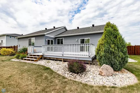 664 Hampton Dr E, Moorhead, MN 56560 photo 61
