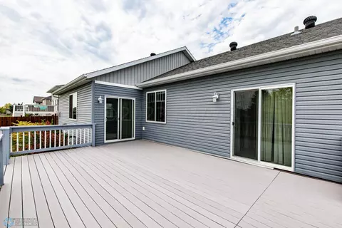 664 Hampton Dr E, Moorhead, MN 56560 photo 59