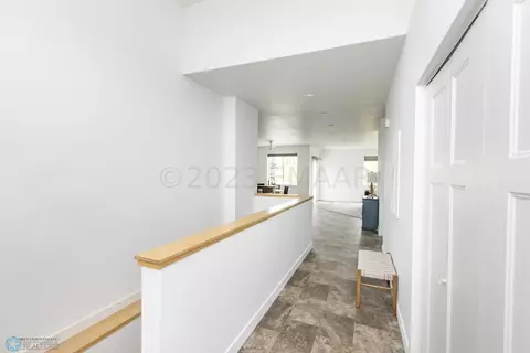 664 Hampton Dr E, Moorhead, MN 56560 photo 9