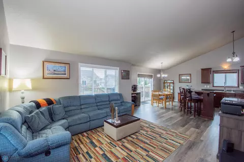 4925 43 St S, Fargo, ND 58104
