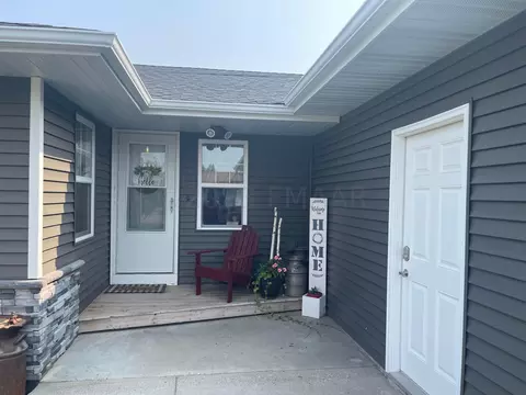 104 14th Ave E, Lisbon, ND 58054 photo 3