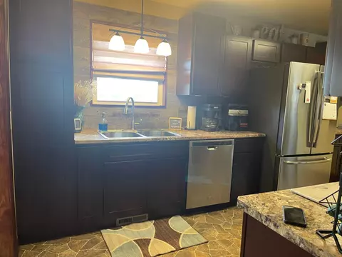 104 14th Ave E, Lisbon, ND 58054 photo 9