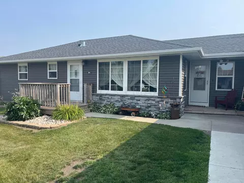 104 14th Ave E, Lisbon, ND 58054 photo 2