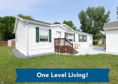 351 Baja Ln, Fargo, ND 58103