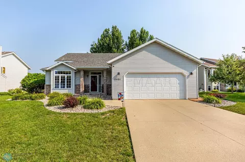 2901 35 12 Ct Ave S, Fargo, ND 58104