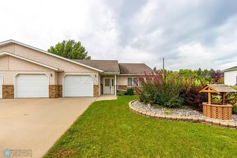 1301 32 Cir S, Moorhead, MN 56560