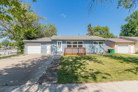 238 6 Ave W, West Fargo, ND 58078
