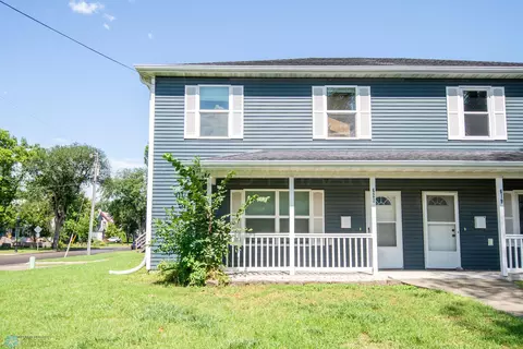 621 10 Ave N, Fargo, ND 58102