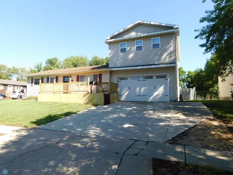 726 10 12 Ave W, West Fargo, ND 58078