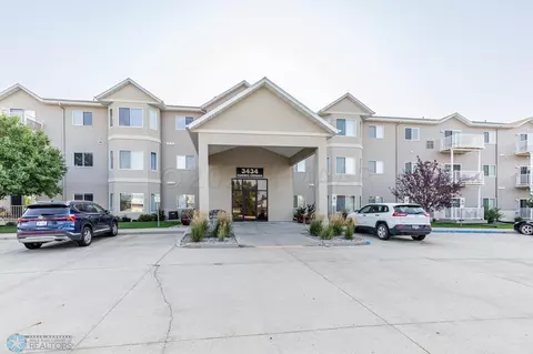3434 28 St S # 304, Fargo, ND 58104