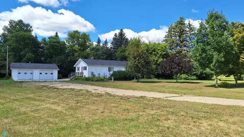 9533 County 45, Langdon, ND 58249 photo 2
