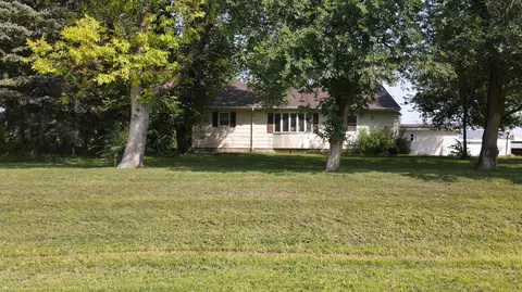 630 7th St, Felton, MN 56536