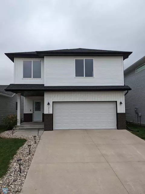 2110 11th St W, West Fargo, ND 58078