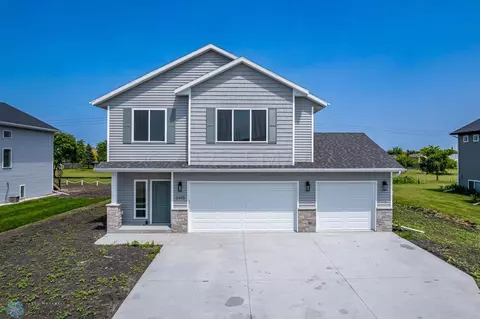 3445 47 Ave S, Fargo, ND 58104