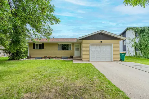 407 6th St E, West Fargo, ND 58078