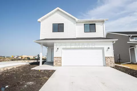6373 Saint Ann Ave, Horace, ND 58047