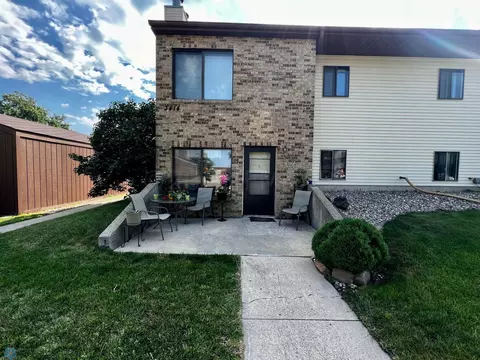 3416 15 Ave S, Fargo, ND 58103