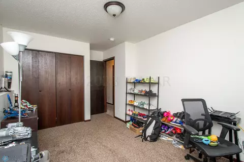301 5 St E, Horace, ND 58047 photo 36