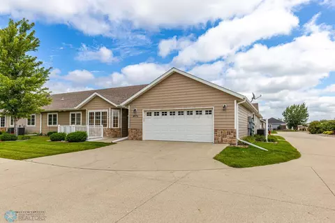 4676 44th Ave S, Fargo, ND 58104
