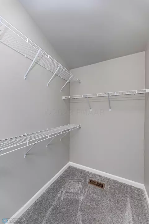 6808 Thomas St, Horace, ND 58047 photo 4