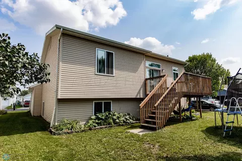 833 50 St S, Fargo, ND 58103 photo 42