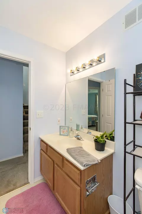 833 50 St S, Fargo, ND 58103 photo 36