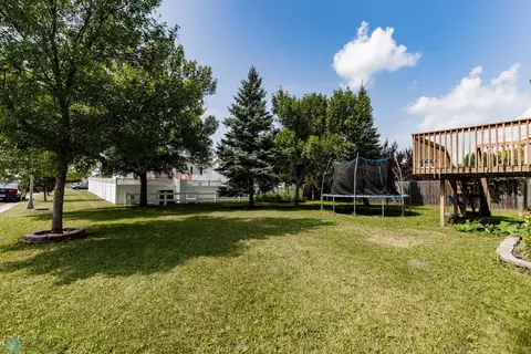 833 50 St S, Fargo, ND 58103 photo 44