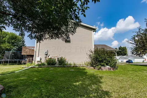 833 50 St S, Fargo, ND 58103 photo 50