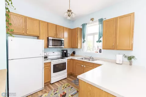 833 50 St S, Fargo, ND 58103 photo 18