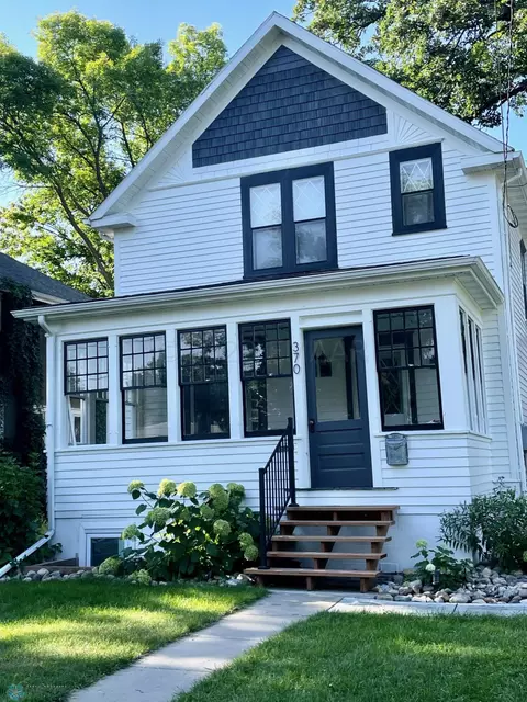 370 8 Ave S, Fargo, ND 58103