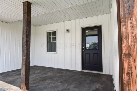 383 Carlsbad Ave, Mapleton, ND 58059 photo 4