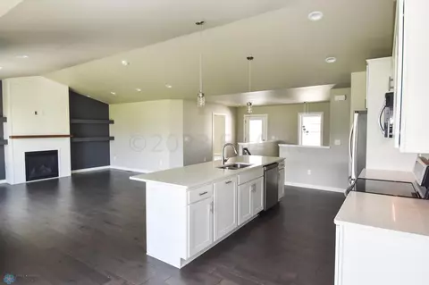 383 Carlsbad Ave, Mapleton, ND 58059 photo 8