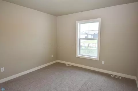 383 Carlsbad Ave, Mapleton, ND 58059 photo 23