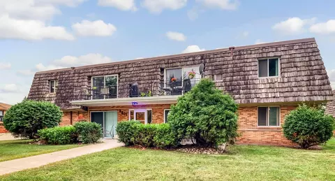 2501 Country Club Dr S UNIT H, Fargo, ND 58103